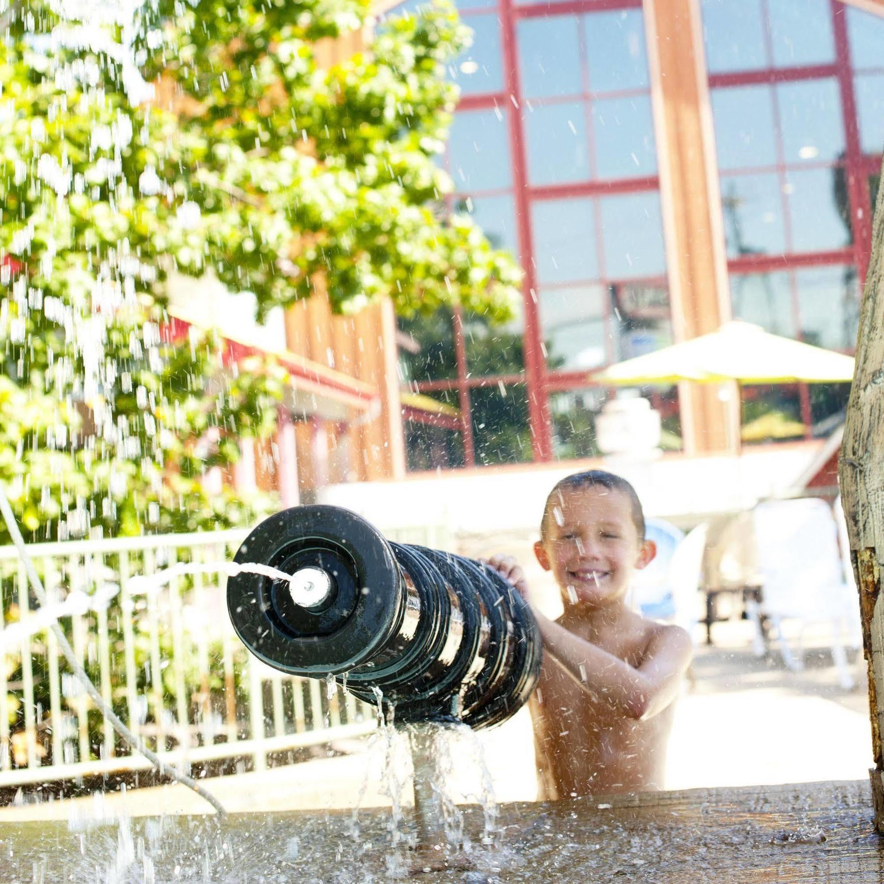 Grand Country Waterpark Resort Branson Extérieur photo